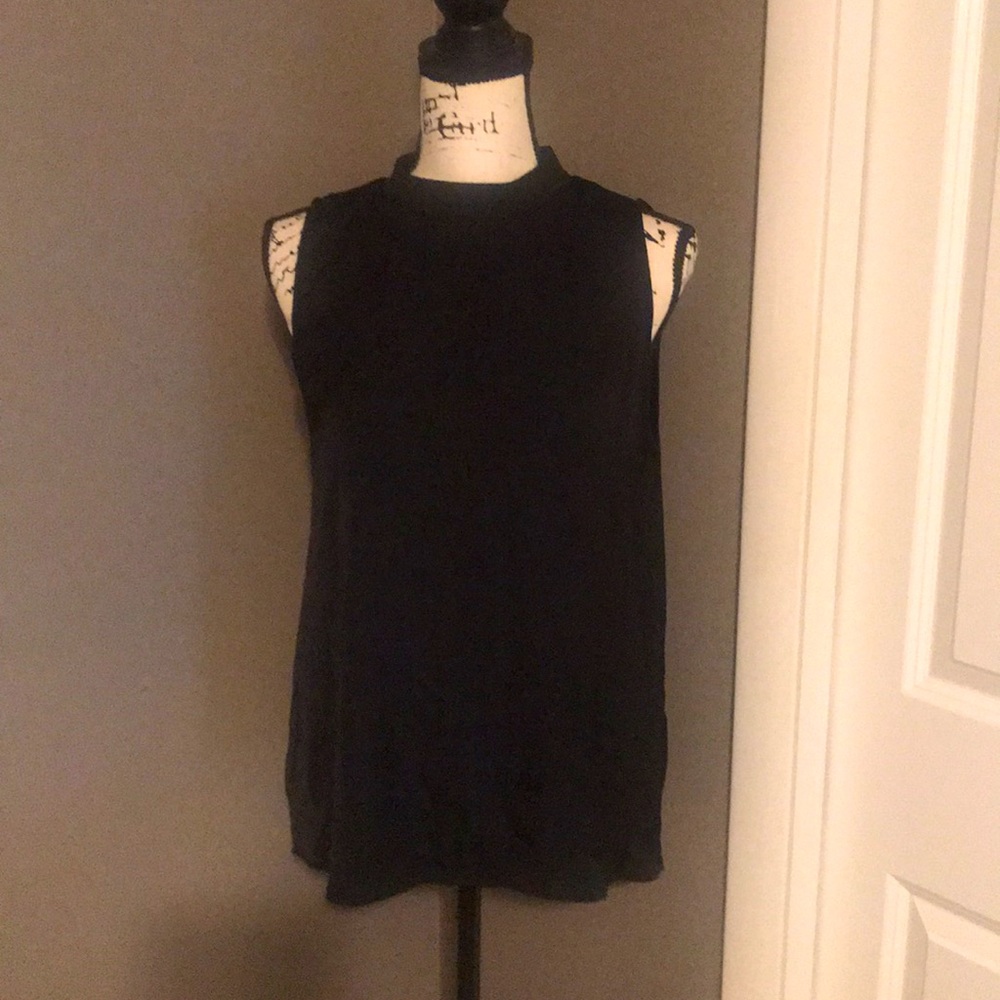 🌺A new day M sleeveless black shirt